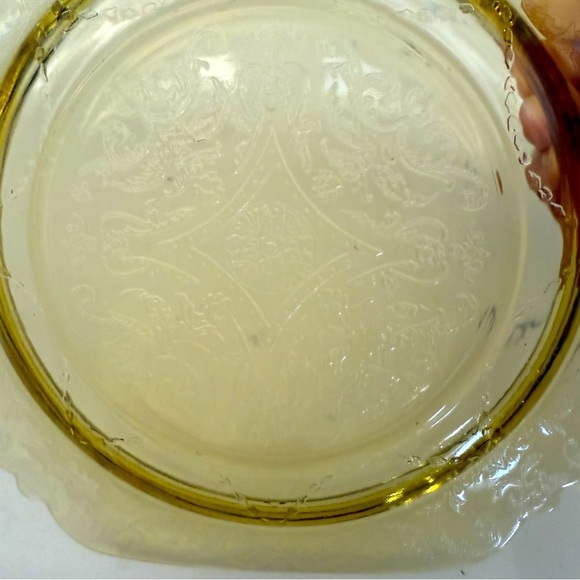 Federal Amber Depression Glass Plates~1 Lg 1 Sm - Picture 6 of 8